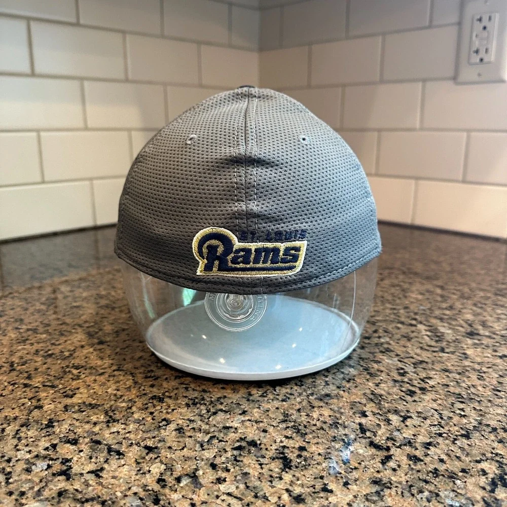 St. Louis‎ Rams NFL New Era 39THIRTY Cap Hat  Flex Fit Small Medium Gray